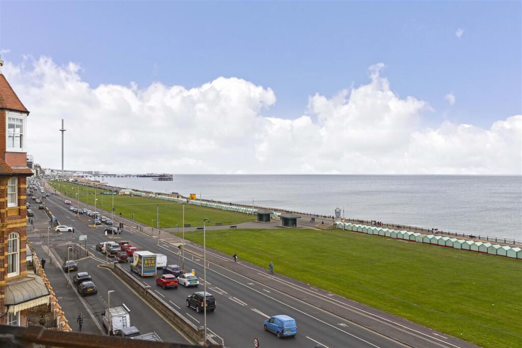 5 royal court_17.JPG