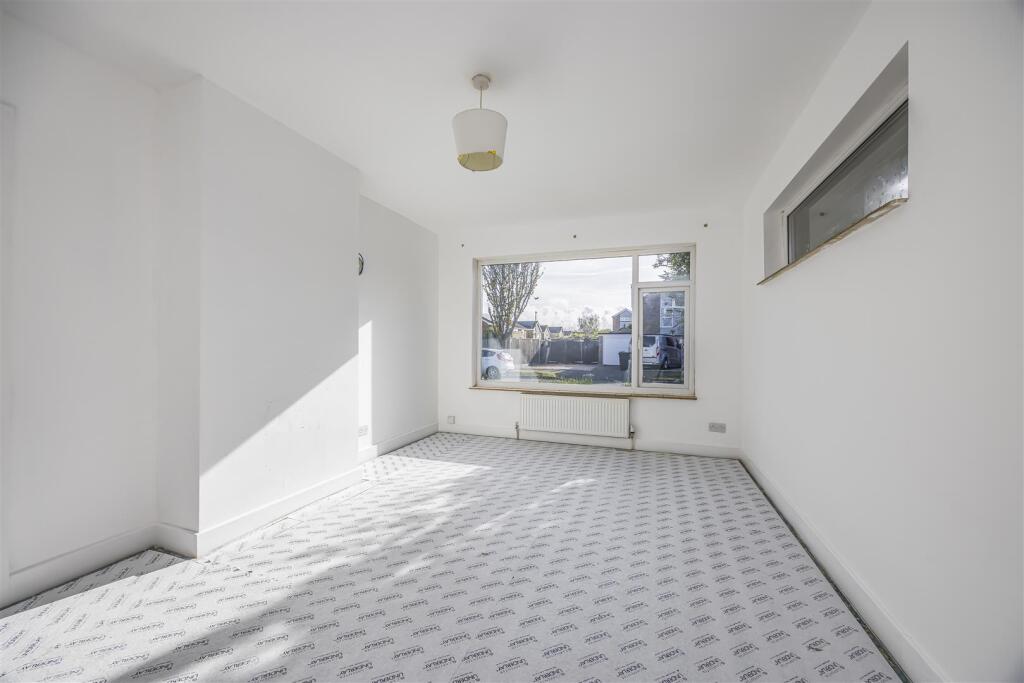 41 Itchenor Road, Hayling Island-PorticoMarketing-
