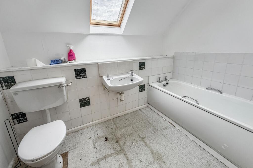 44 Shrewsbury Drive, Backworth, Newcastle Upon Tyne, NE27 0JQ