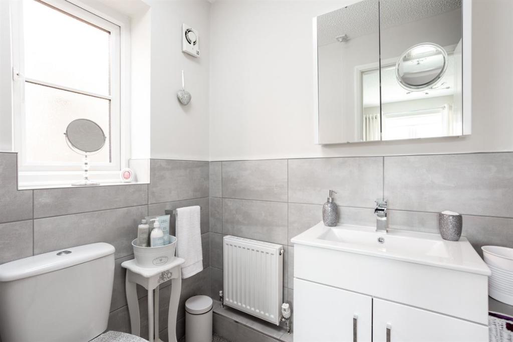 En-suite shower room