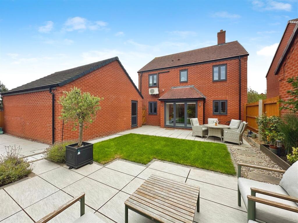 f0d5ef34--44AB-AE3B-79B162A28D35-58724-000014603EA