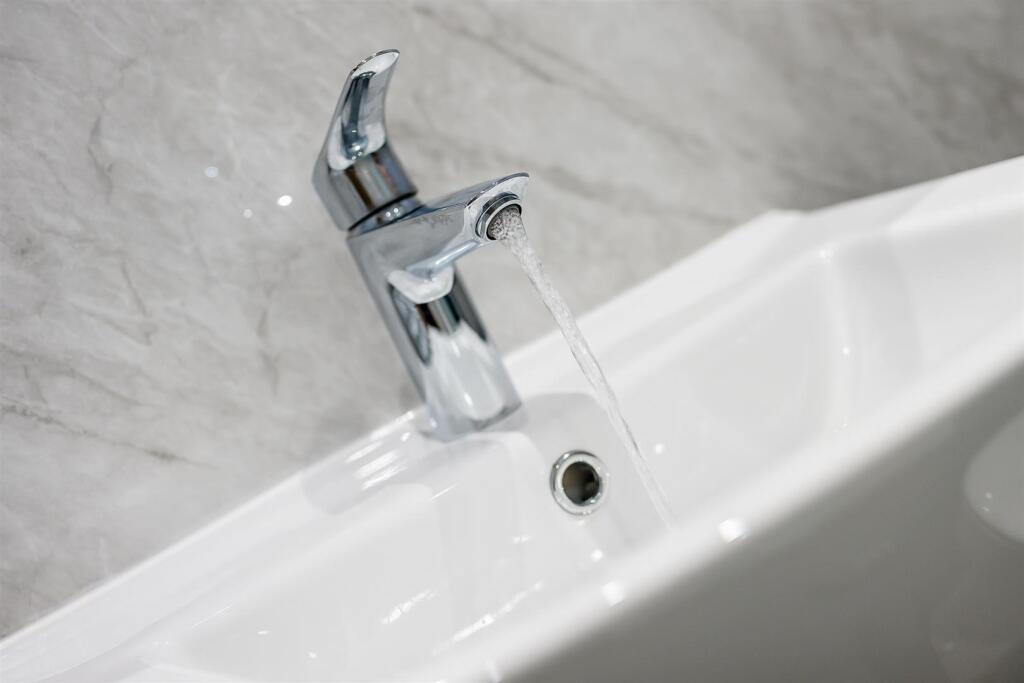 26 Oulton Court Detail-6.jpg