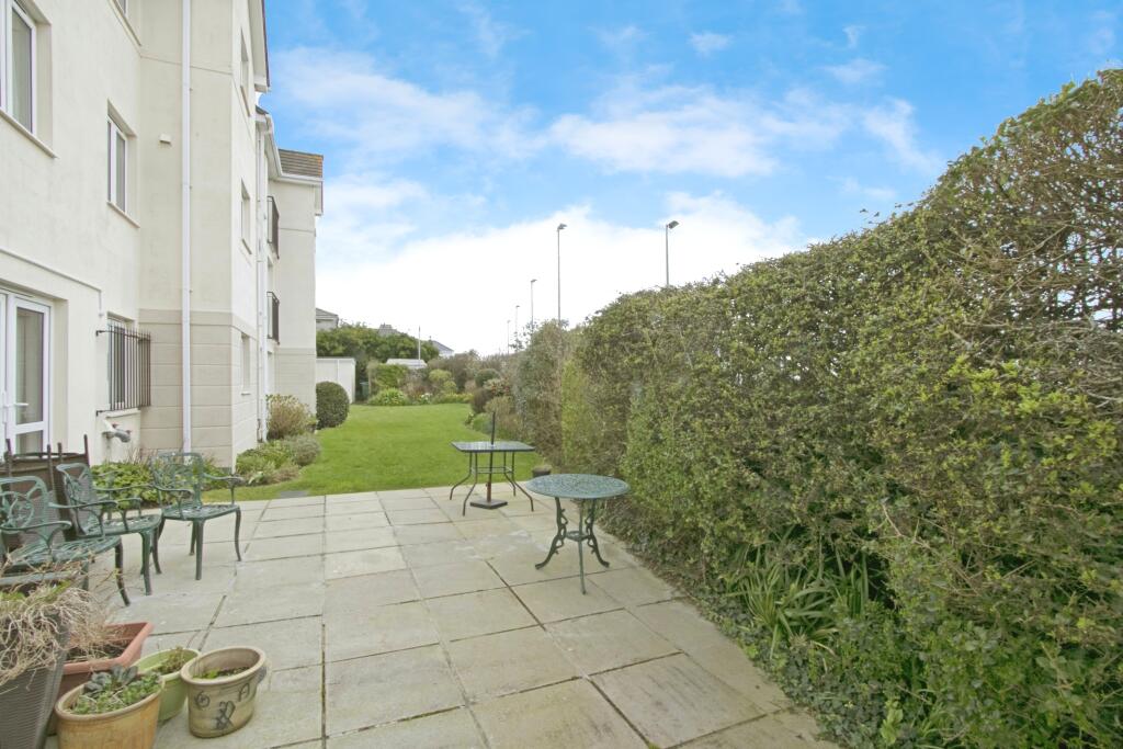 Residents Patio Gard