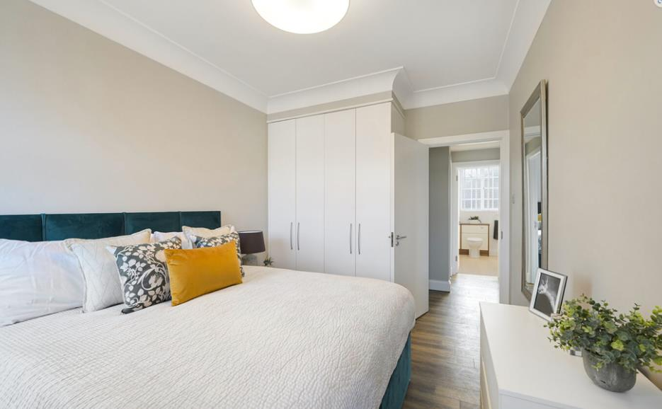 86 albion 4 21.10.png