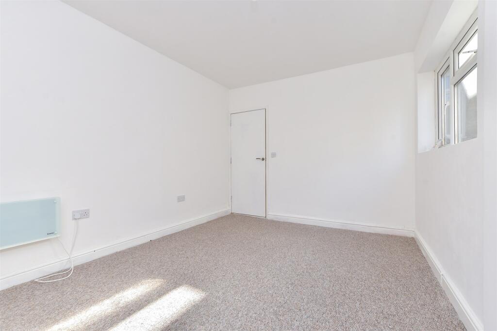 Flat 2 Bedroom 1