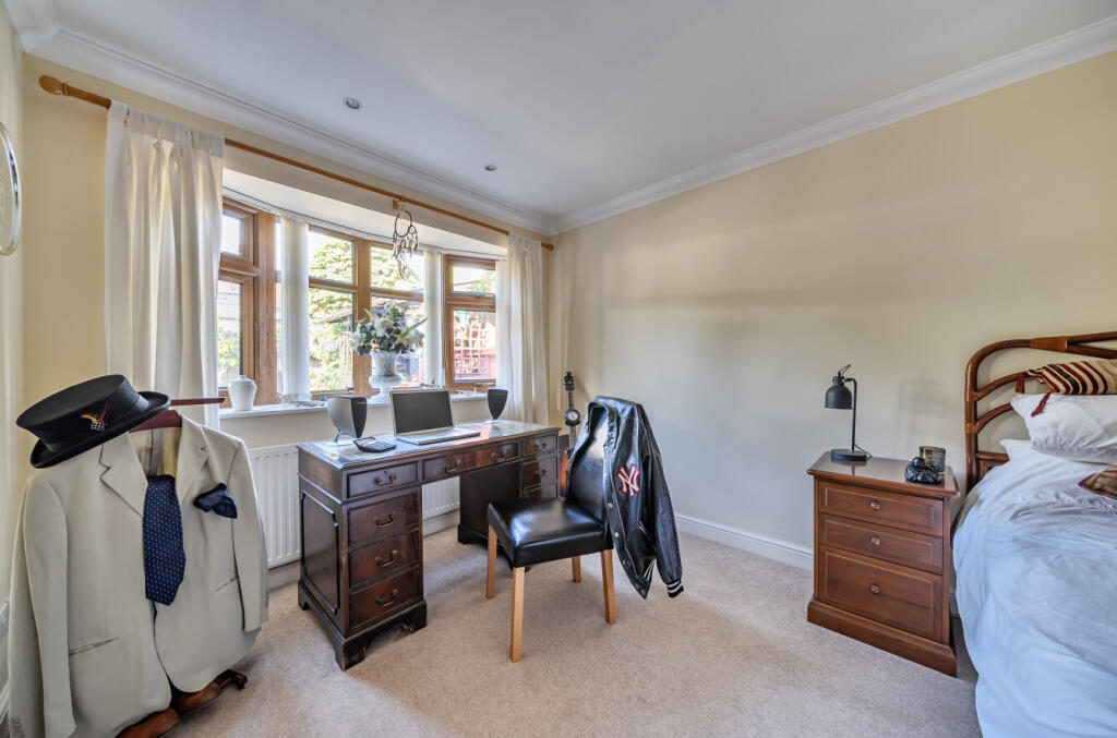 1344988-10-68b244...