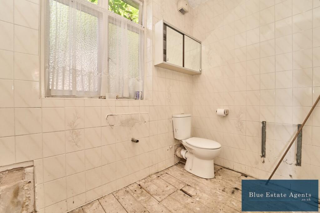 Bathroom Suite