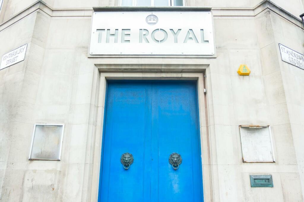 THEROYAL-NEW-1.jpg