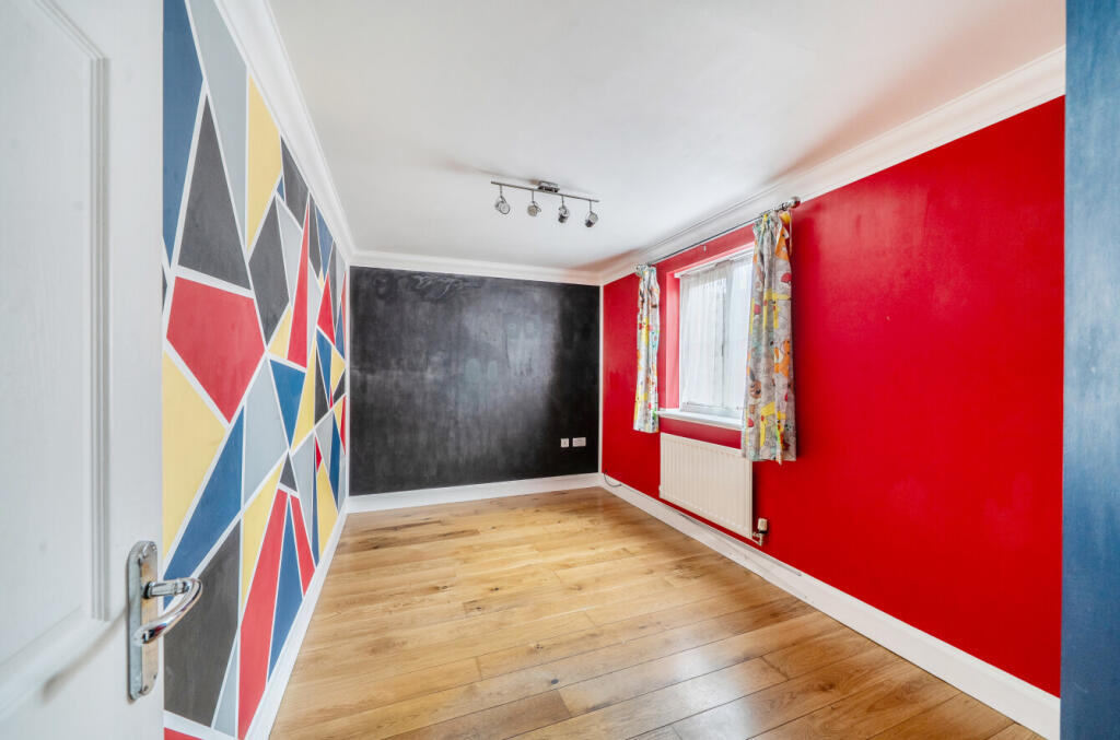 1387639-7-6936a76...