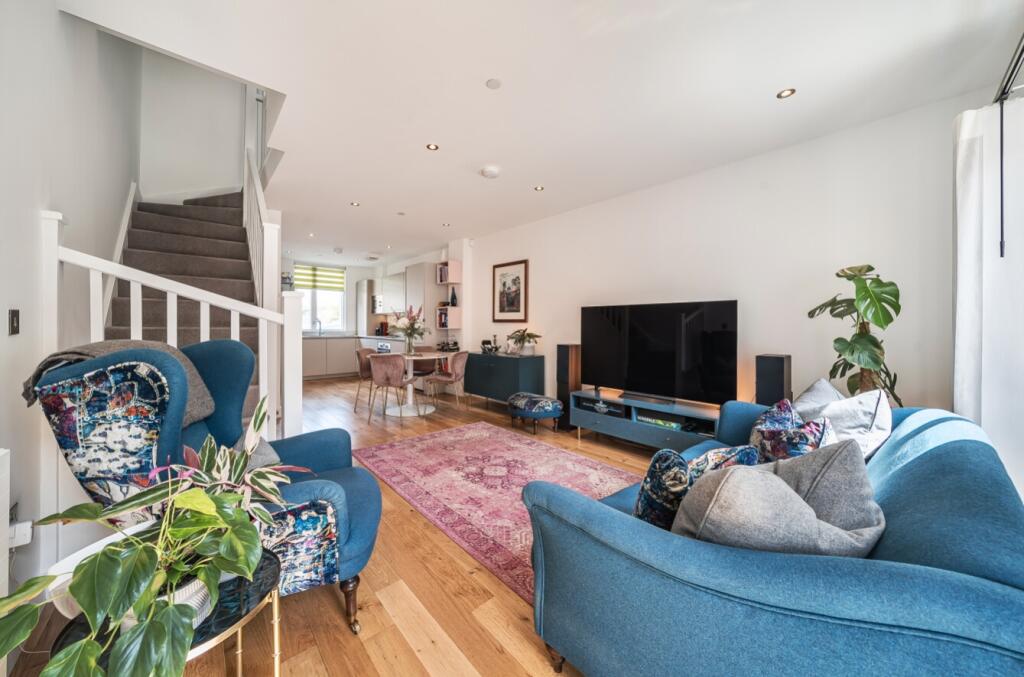 Living Room - EweMove Estate Agents