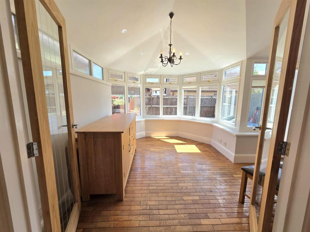 WhatsApp Image 2025-07-10 at 15.18.50 (3).jpeg