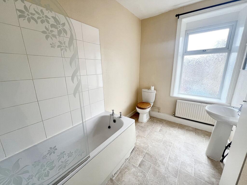 HOUSE BATHROOM
