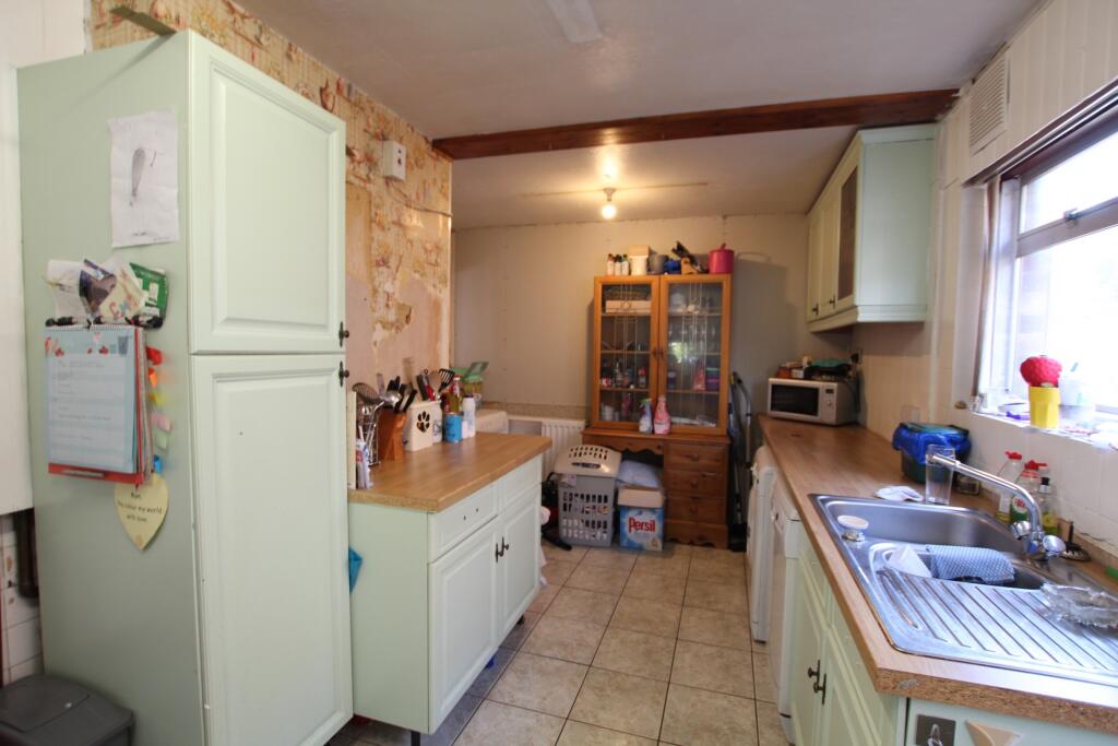 104 Ware Road Hoddesdon EN11 9ET via properties estate letting c