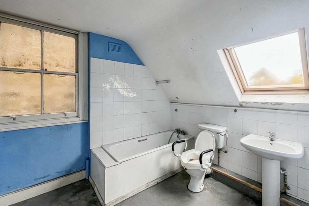 8A 8B &amp; 8C Henderson Road, Wandsworth Common, London SW18 3RR