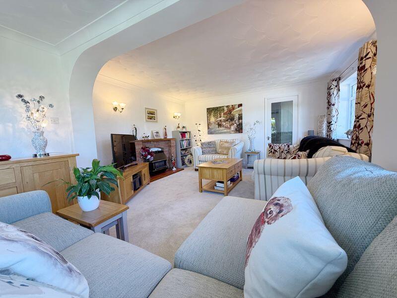 Living Room/Dining Room