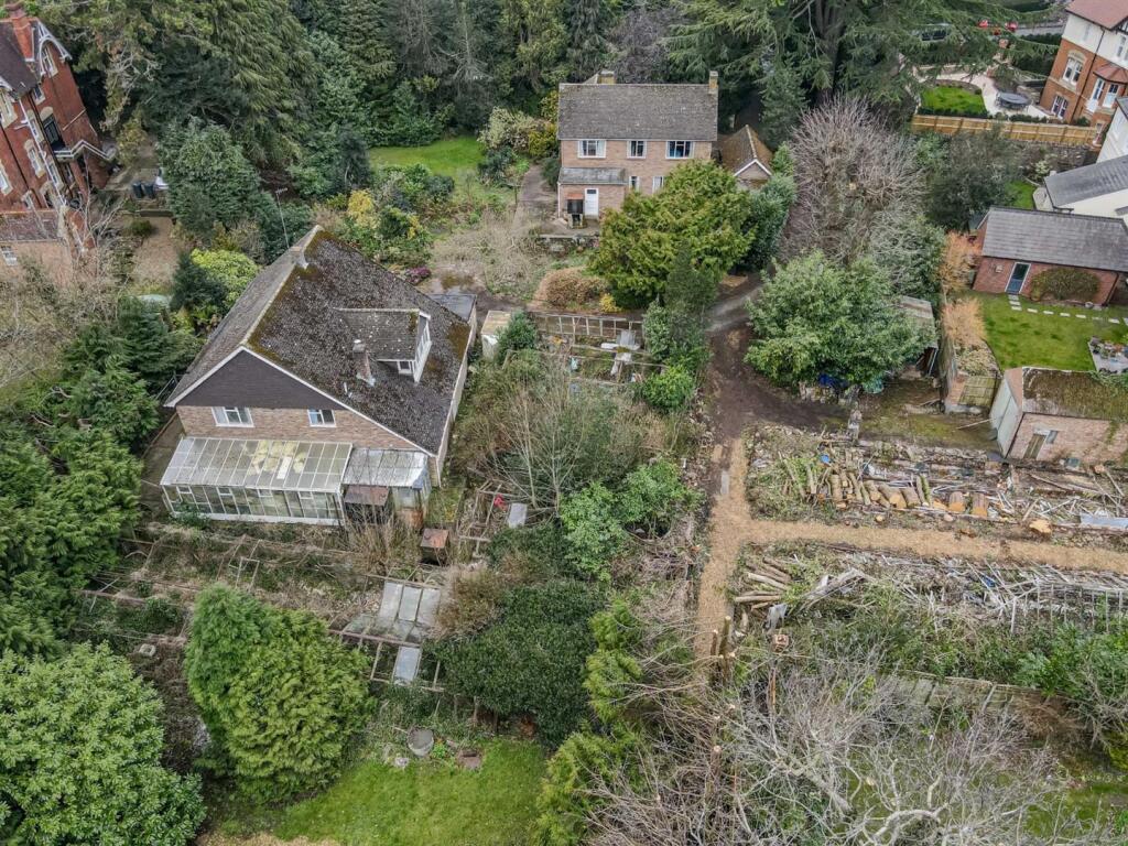 77 Albert Rd South2.jpg