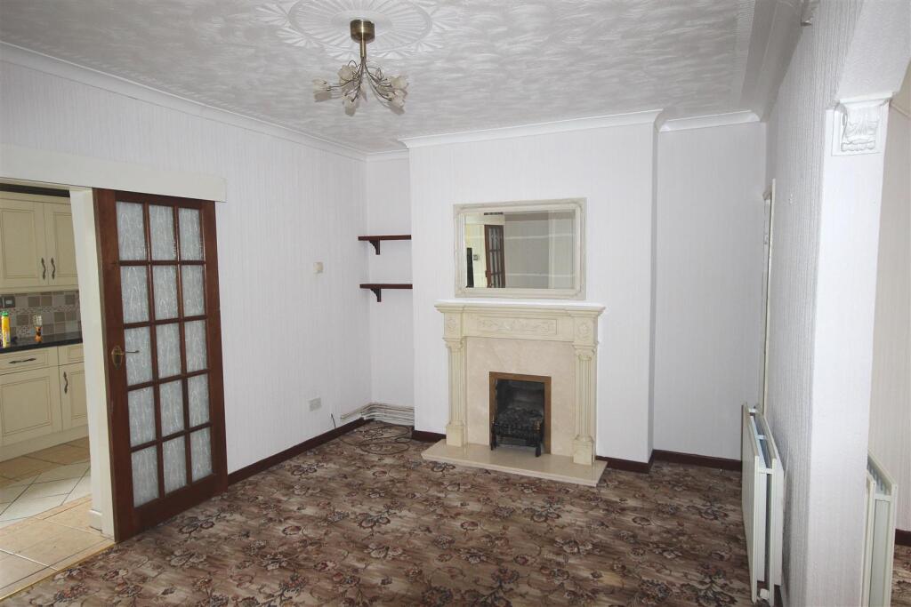 Ground Floor Room 2a.jpg