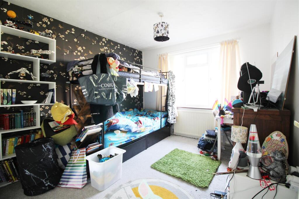 bed 3.JPG
