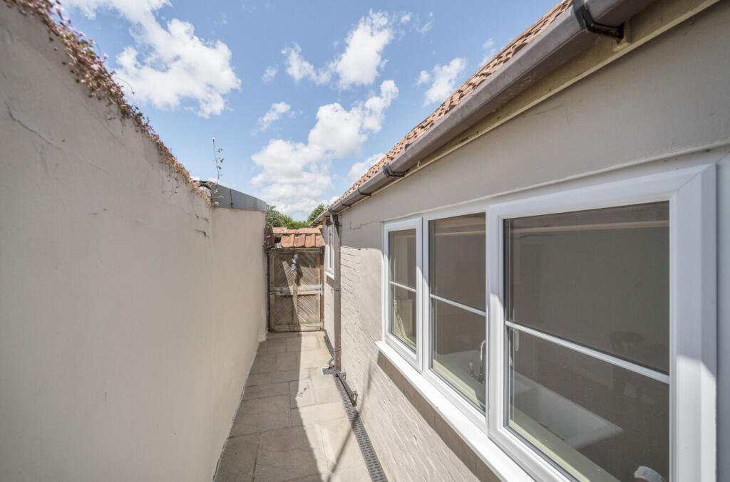 1318133-19-68654a...