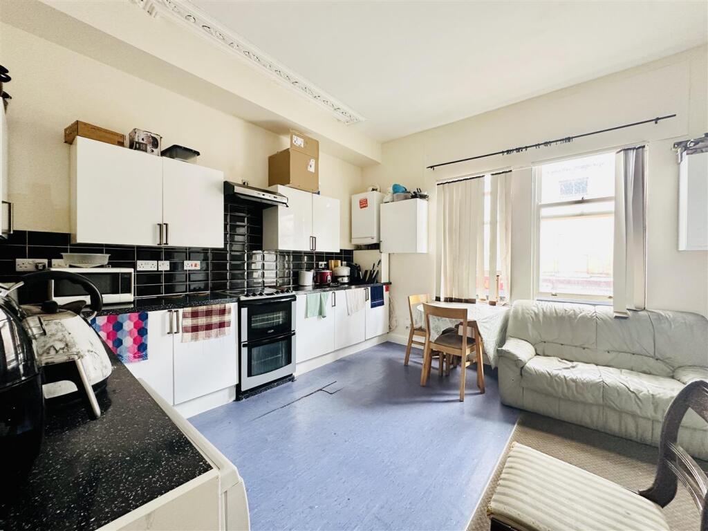 Communal Kitchen
