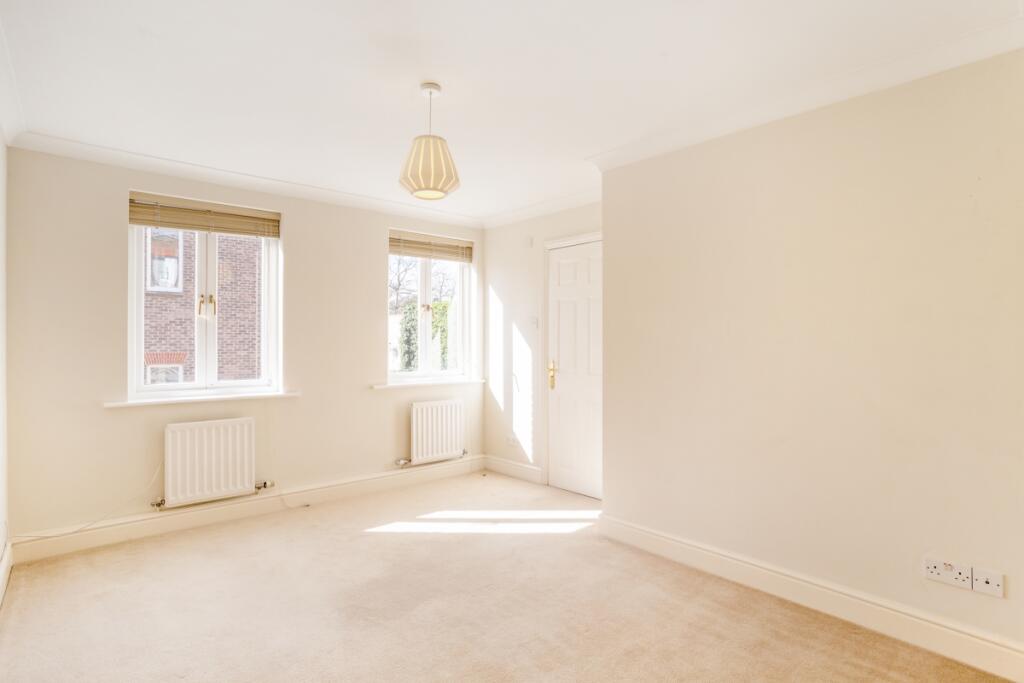 40 Beaufort Road ...