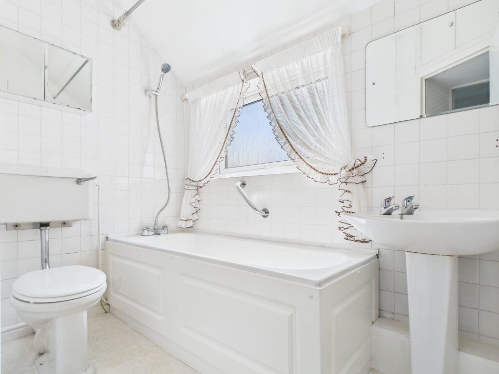 Upstairs Bathroom