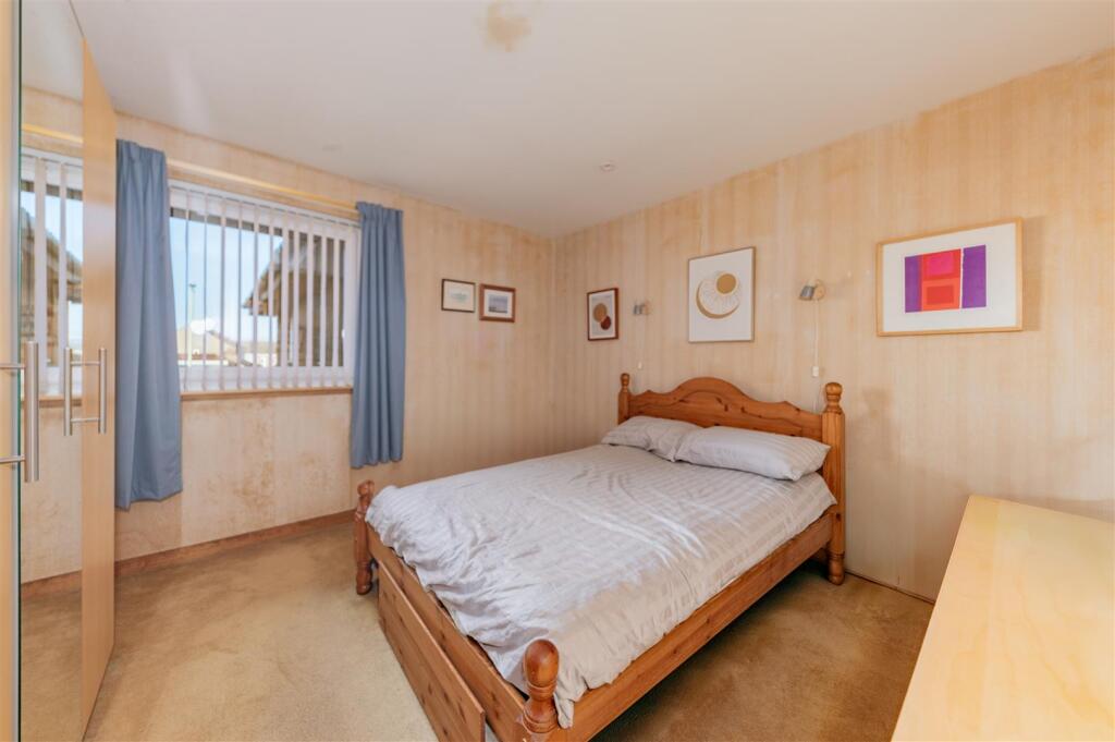34 Dunkeld Place Dundee-6.JPG