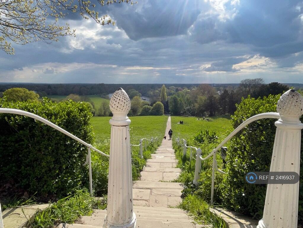 Richmond Hill Viewing Point