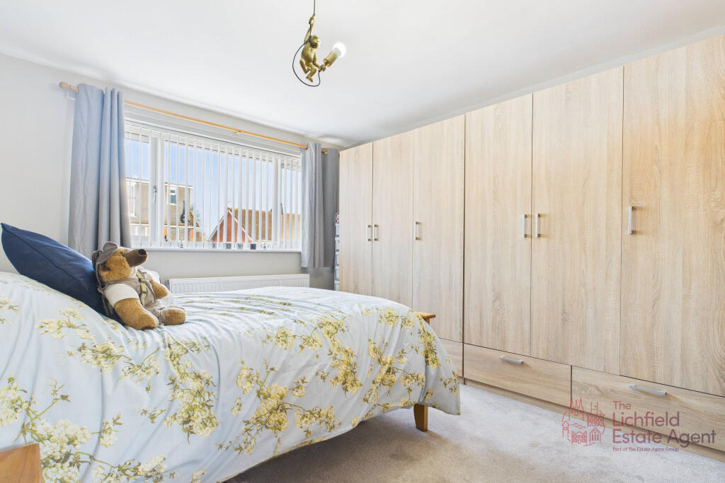 CAM02494G0-PR0072-STILL015