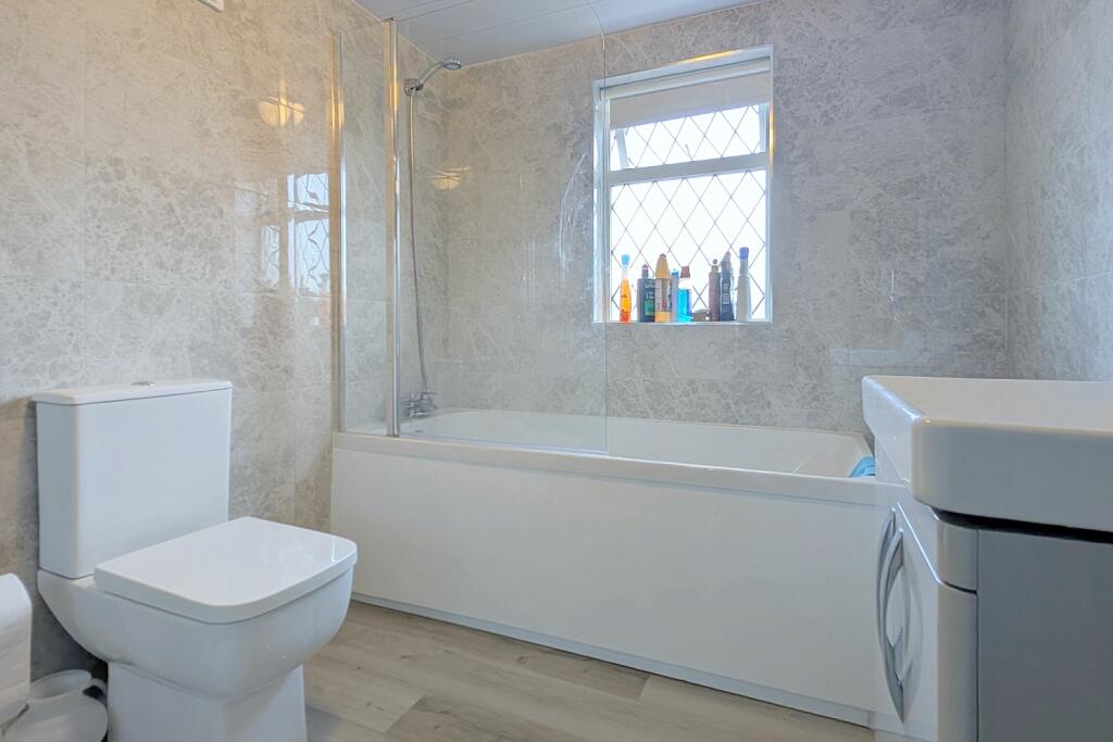 Halifax Road EweMove Brighouse (17)