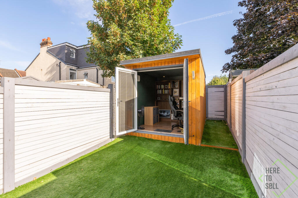 Windsor Road, Watford, Hertfordshire, WD24 7BQ-39