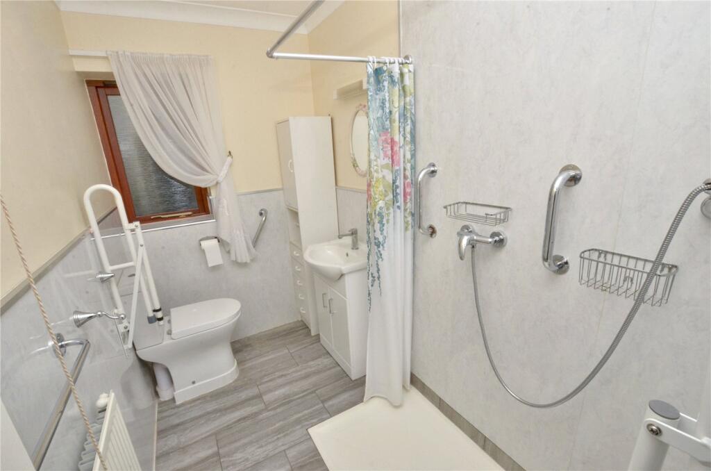 Ensuite Shower Room