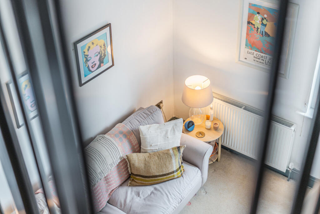 19-681a324e4ae5c-...