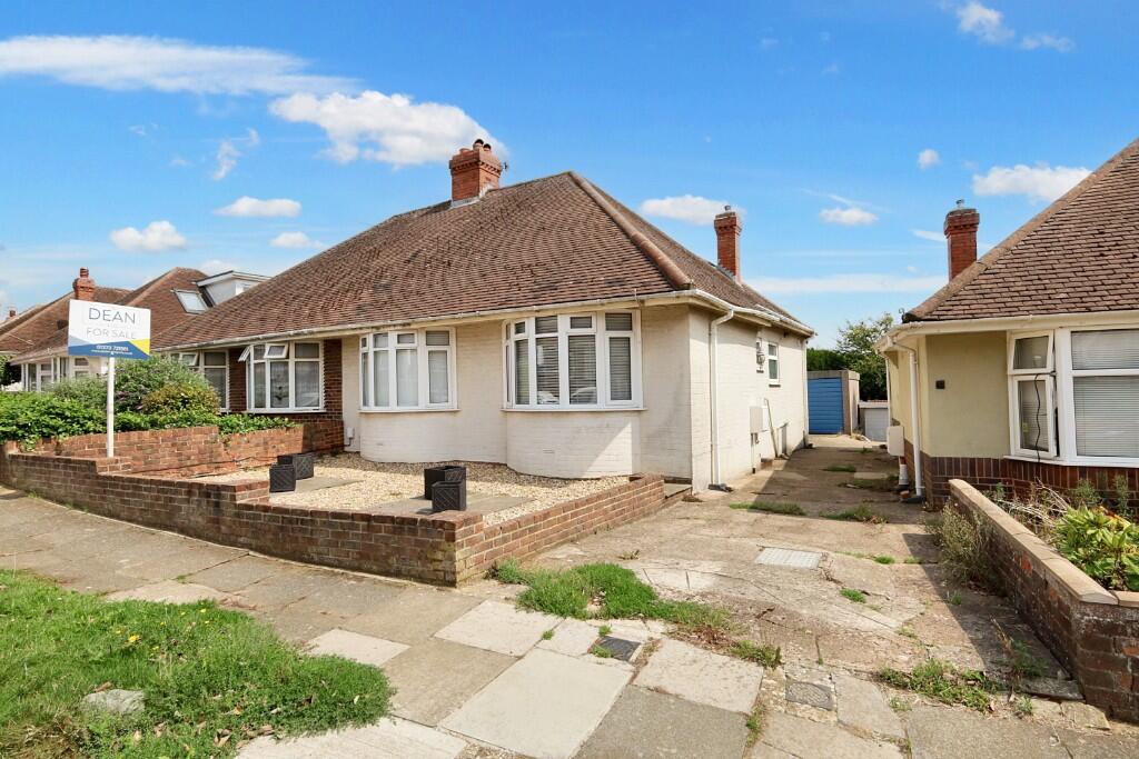 Meadway Crescent, Hove, East Sussex, BN3
