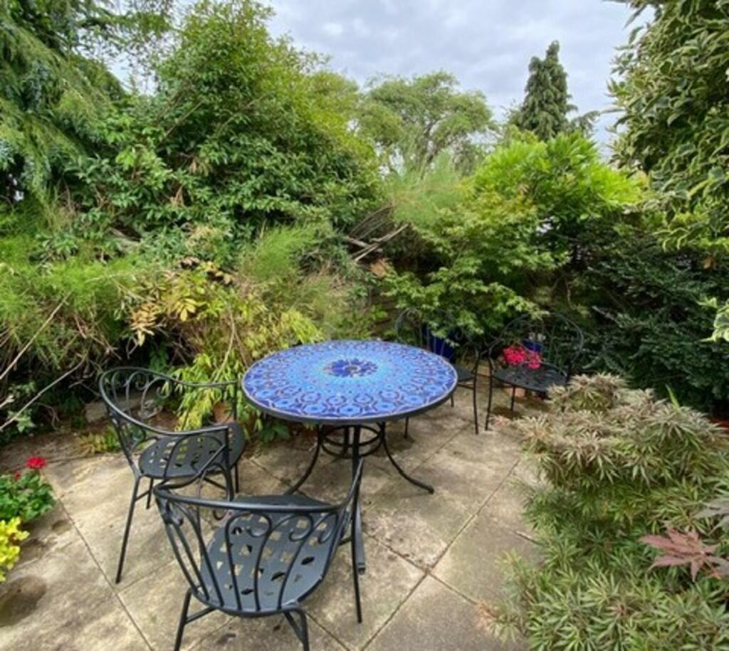 IMG-20251024-WA00...