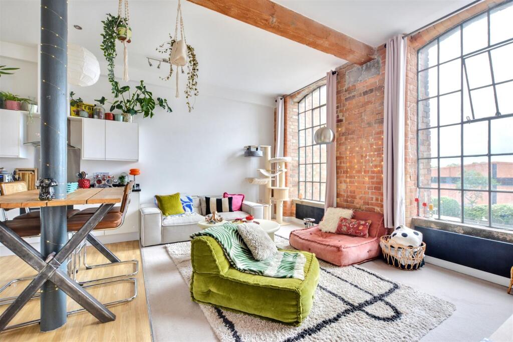 Open Plan Lounge Kitchen Diner