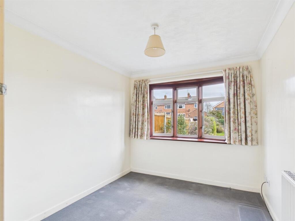 Dining Room: