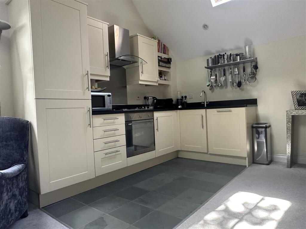 Open Plan Kitchen / Dining Room