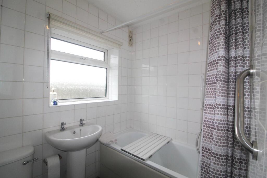 E Bathroom.jpg
