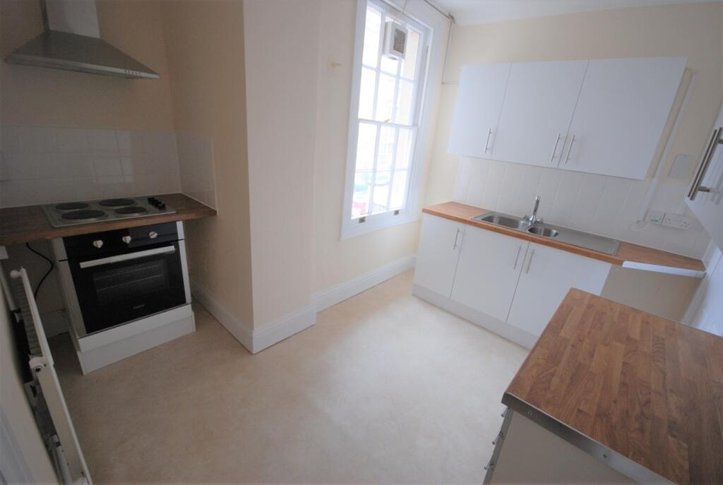48SPR Kitchen.jpg