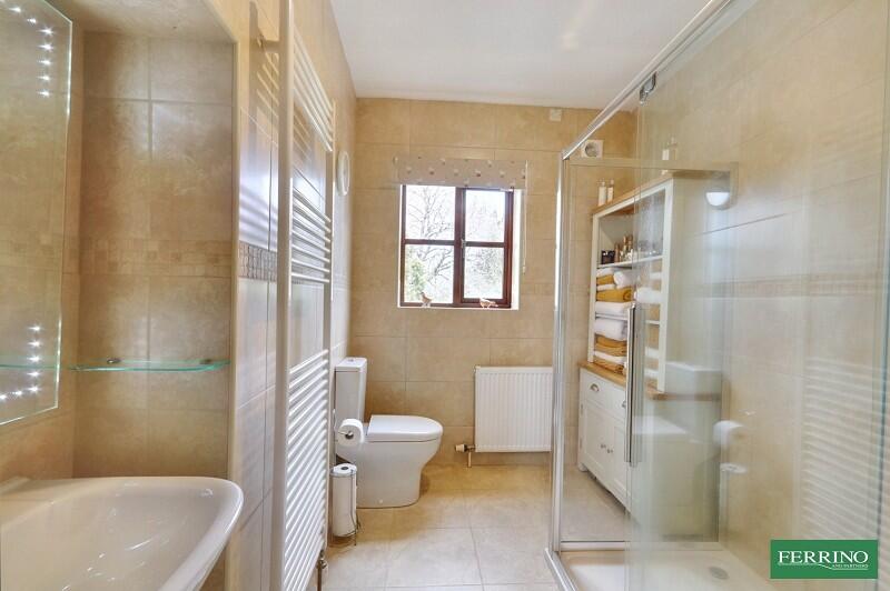 Bedroom 1 En-suite