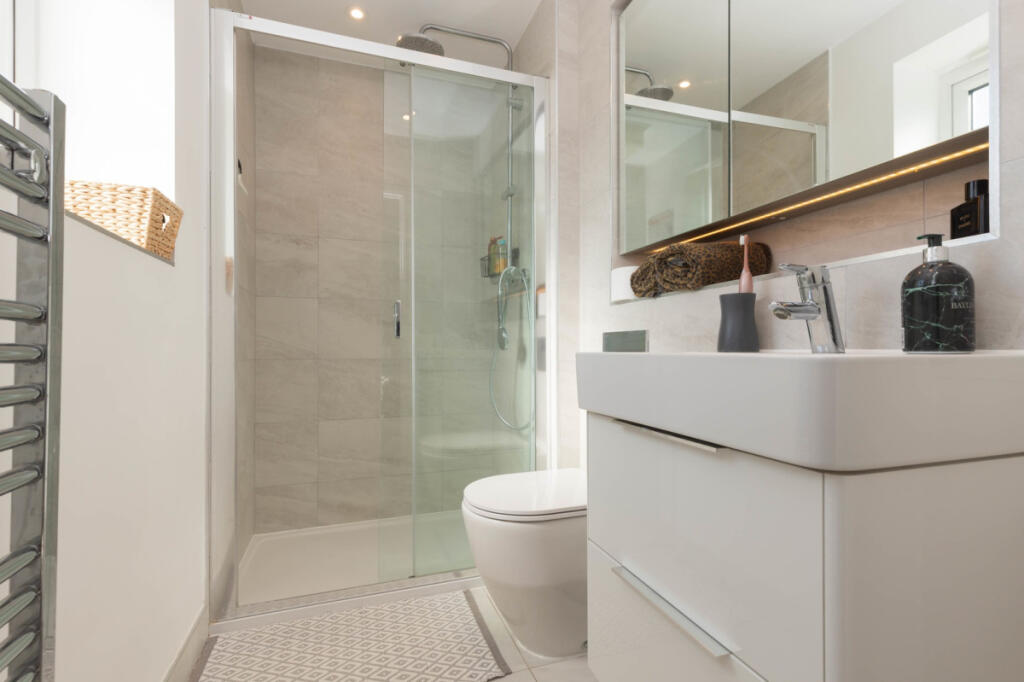 Ensuite