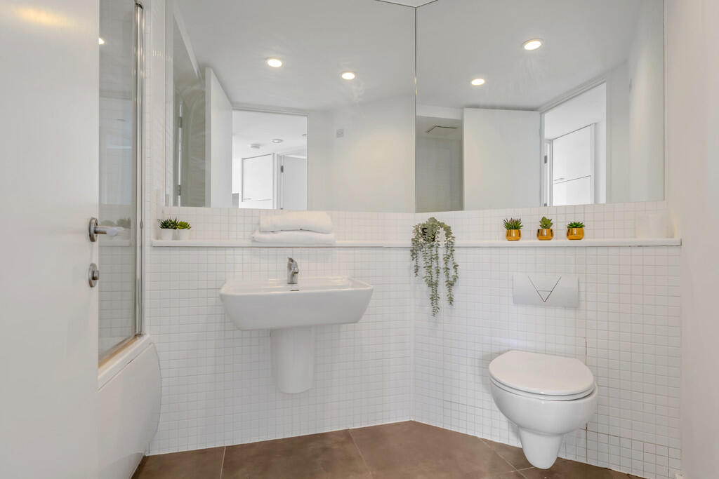Bathroom 3