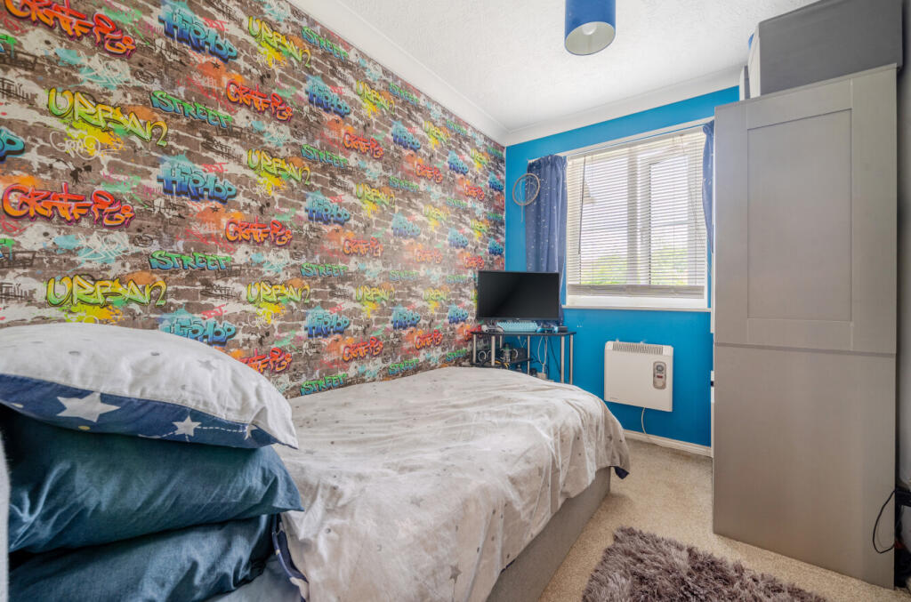 1298644-13-683838...