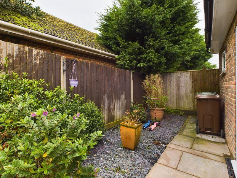 garden 3