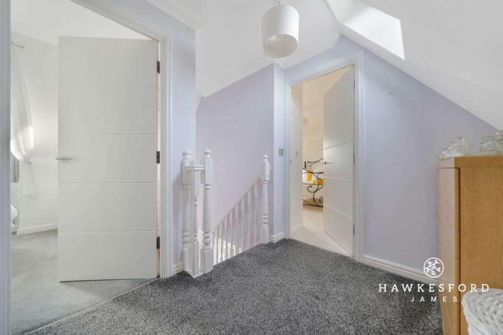 Honesty Close, Sittingbourne - Second floor landing