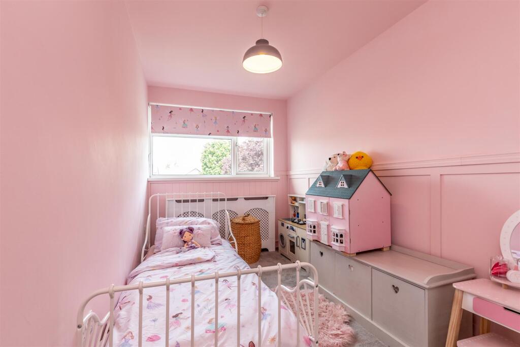 Bevington Close, Patchway Bed 3.jpg