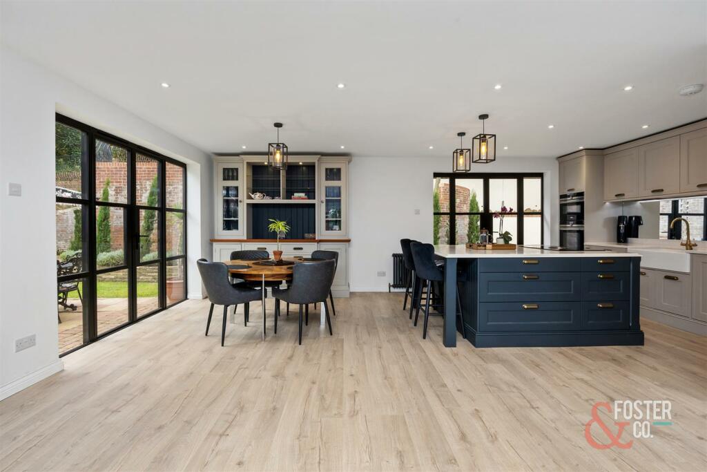 Blackthorne Close - Foster &amp; Co_021.jpg