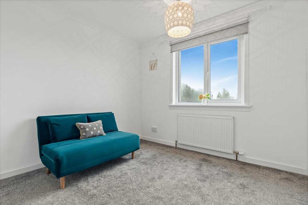 Bedroom Two (2)