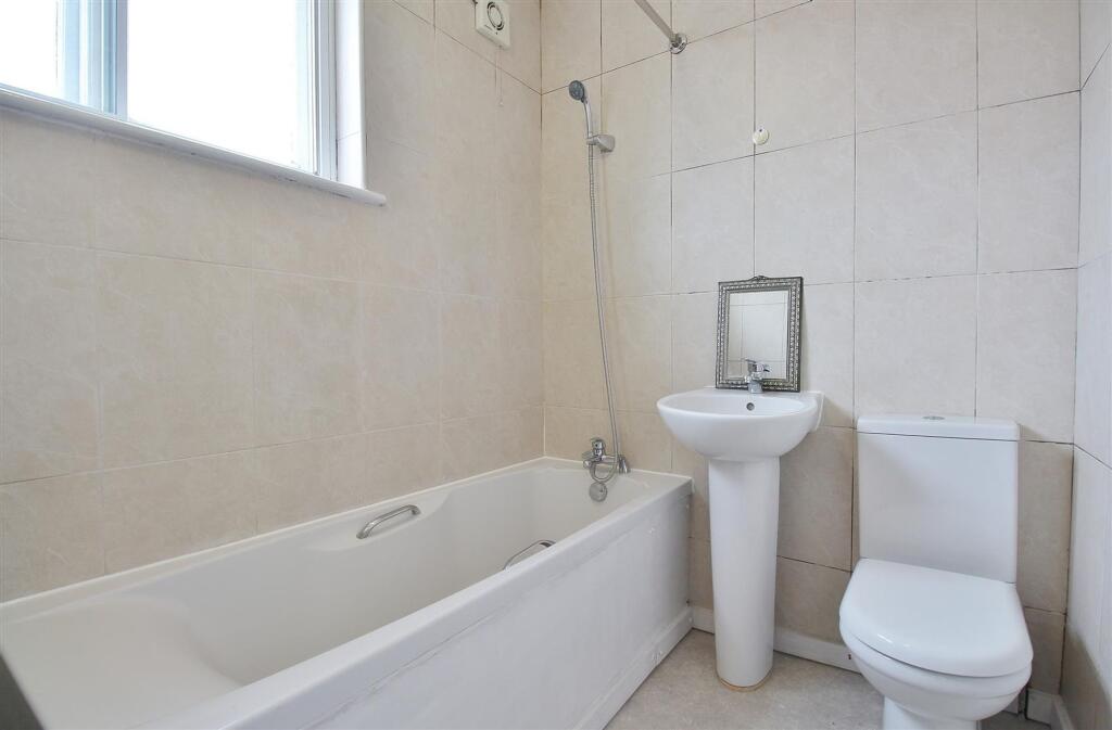 Main Bathroom